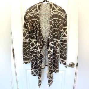 Grey and Cream Patterned Women's wrap cardigan